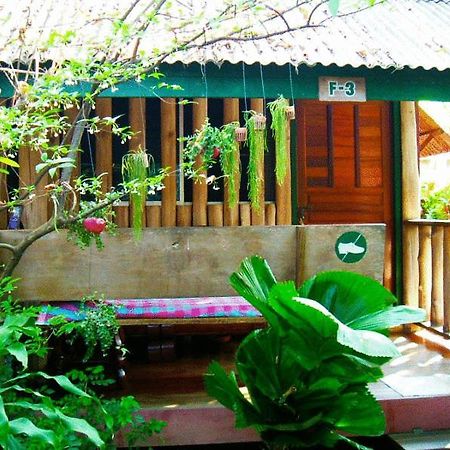 Sukhothai Guest House Екстериор снимка