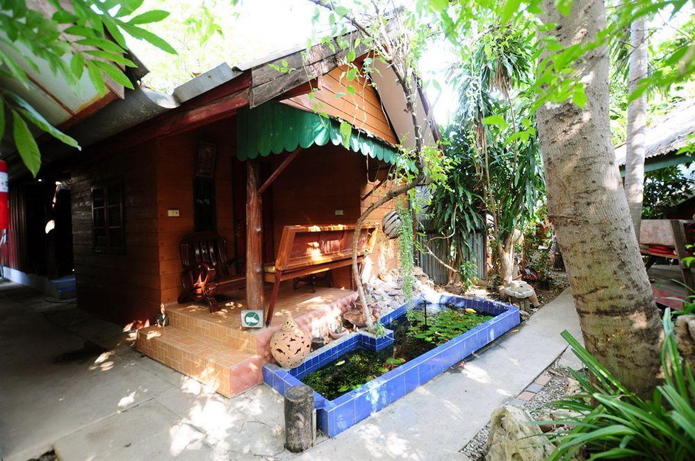 Sukhothai Guest House Екстериор снимка