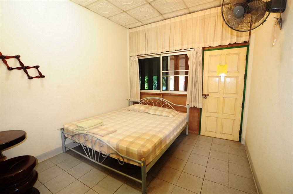 Sukhothai Guest House Екстериор снимка
