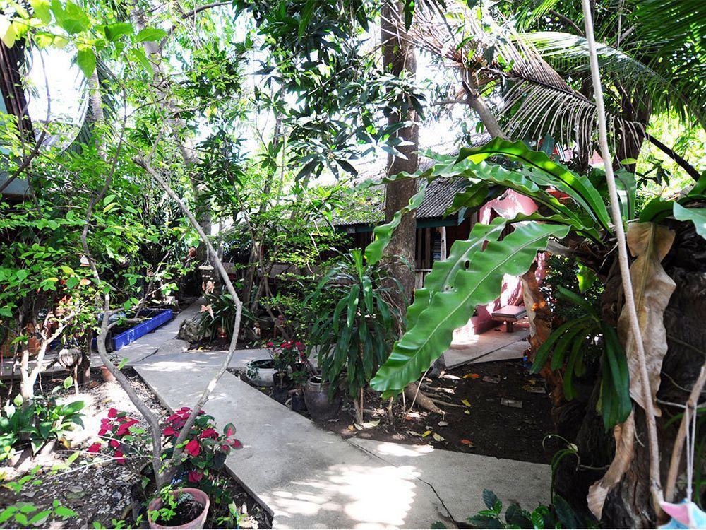 Sukhothai Guest House Екстериор снимка