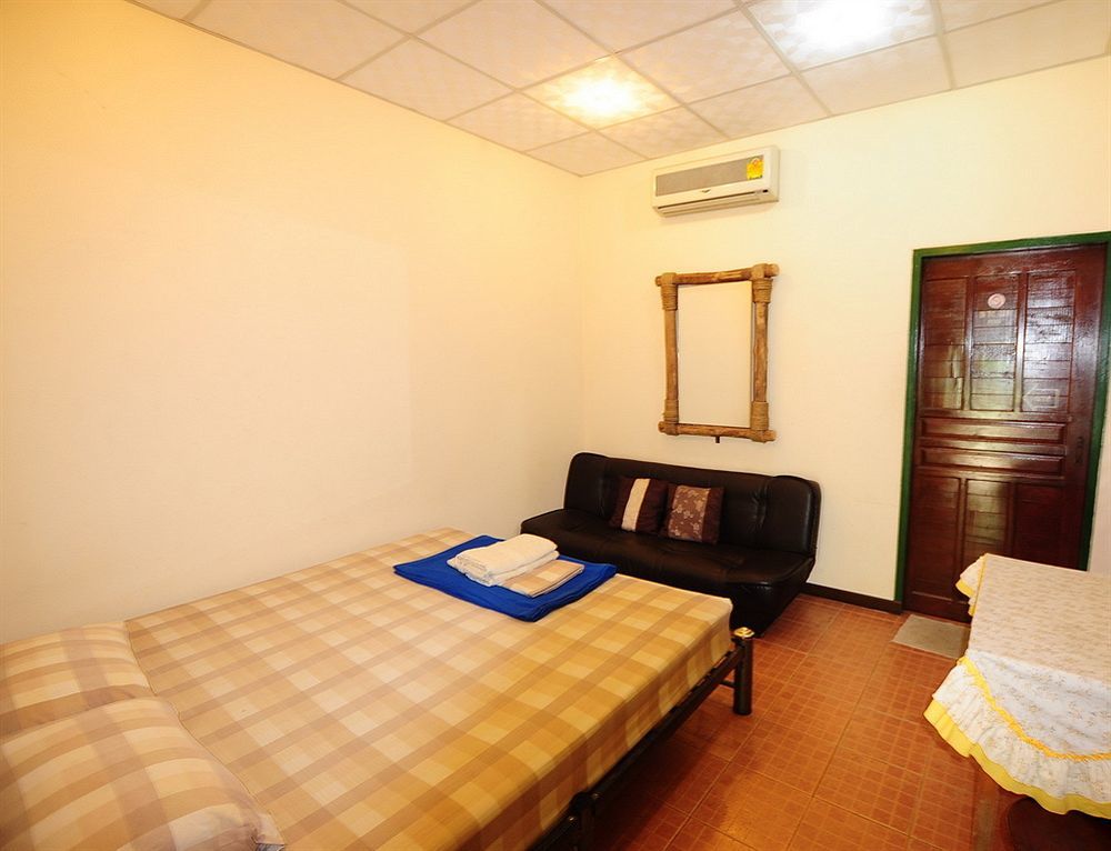 Sukhothai Guest House Екстериор снимка